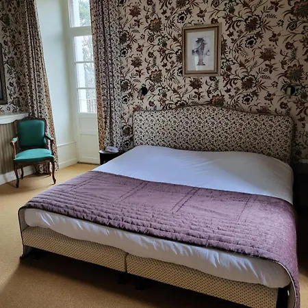 Hotel Castel Novel à Varetz Extérieur photo