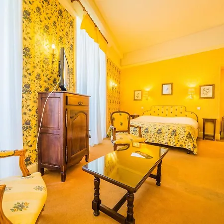 Chateau De Castel Novel Boutique Hotel Varetz Exterior photo